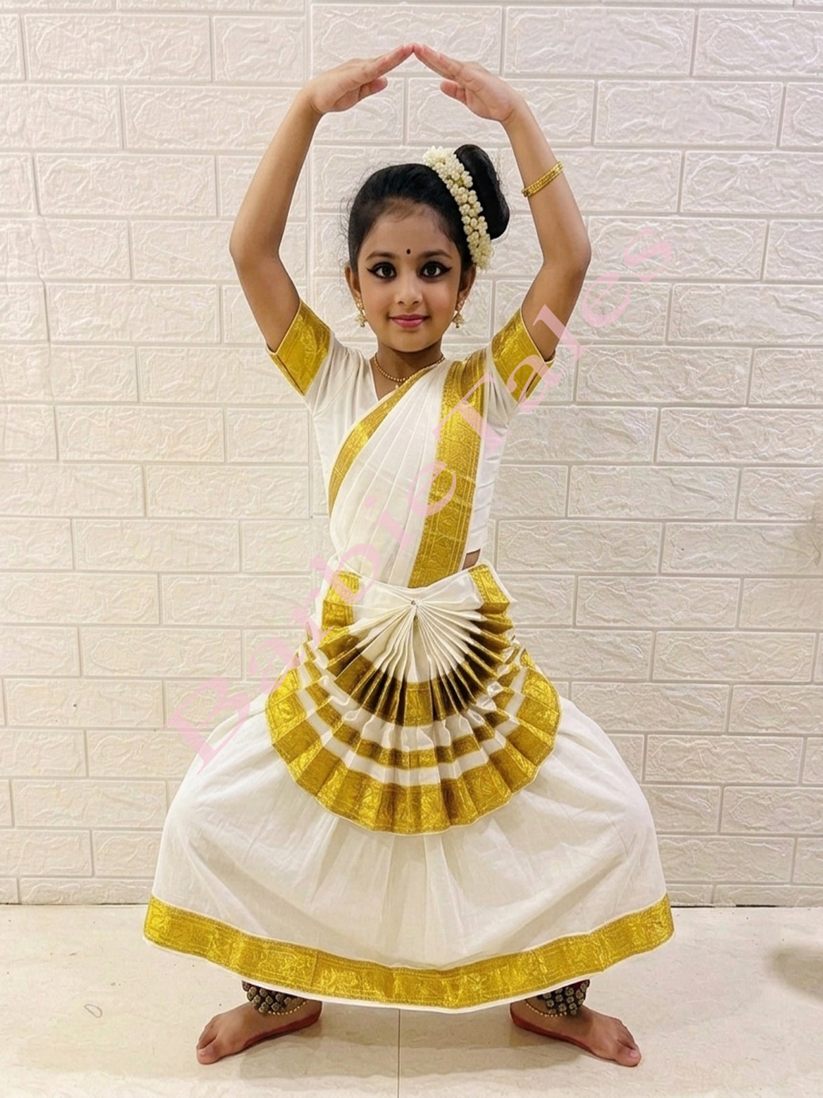 Kerala Mohiniyattam Indian Classical Dance Costume For Girls